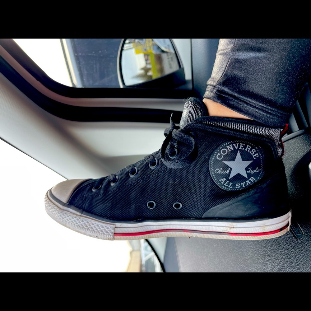 Hi top converse